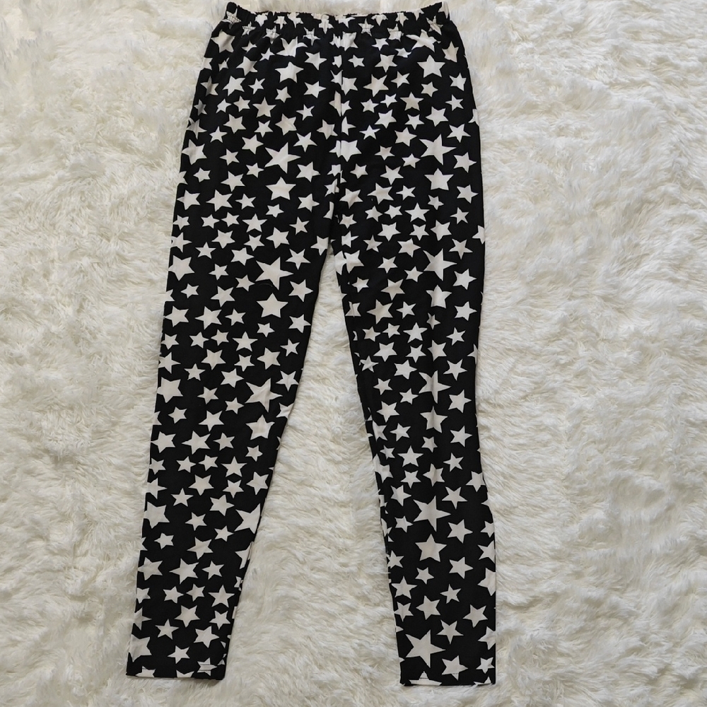 3for20🤍 Starry Black and White Leggings